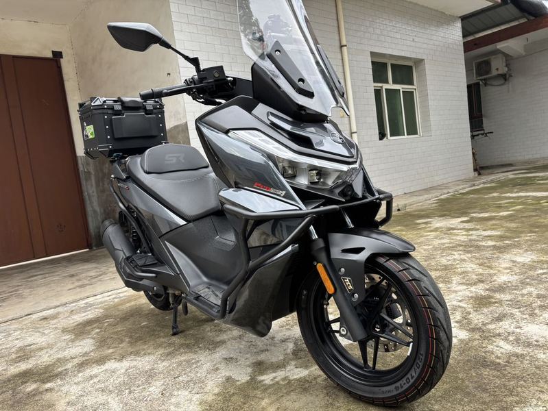 无极 SR250GT