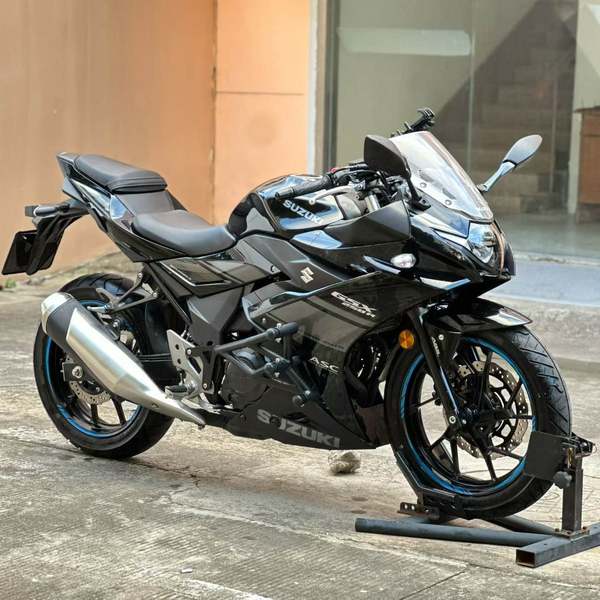 豪爵铃木 GSX250R