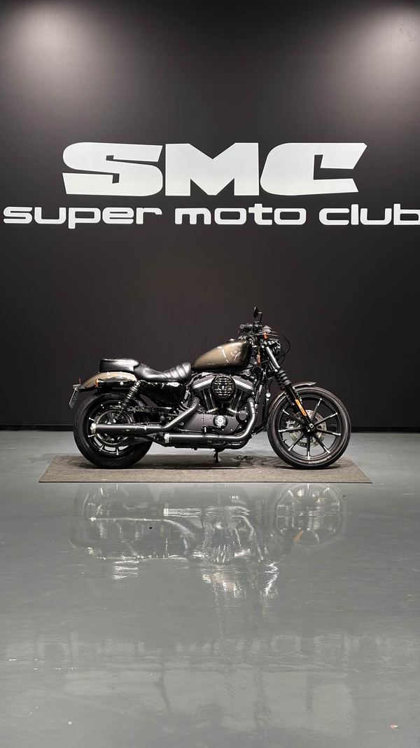 哈雷戴维森 Iron883 硬汉