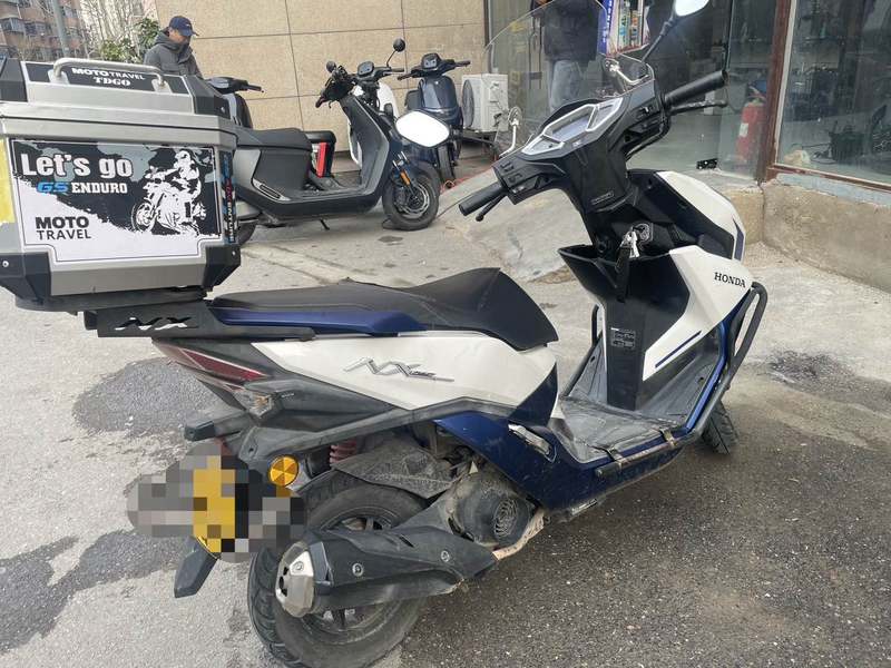 五羊本田 NX125
