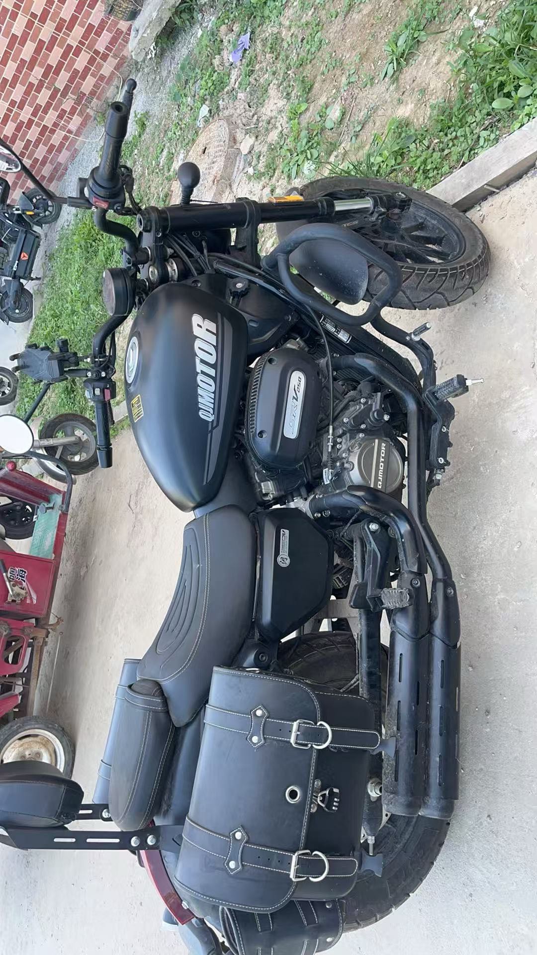 QJMOTOR 闪250