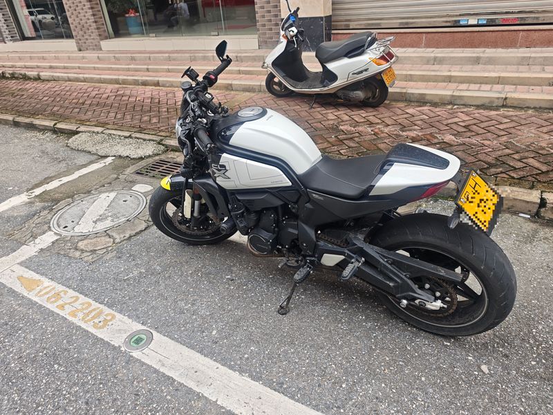 春风 700CL-X