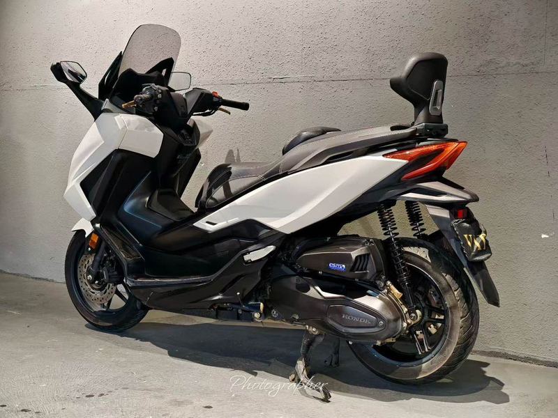 本田WING NSS350