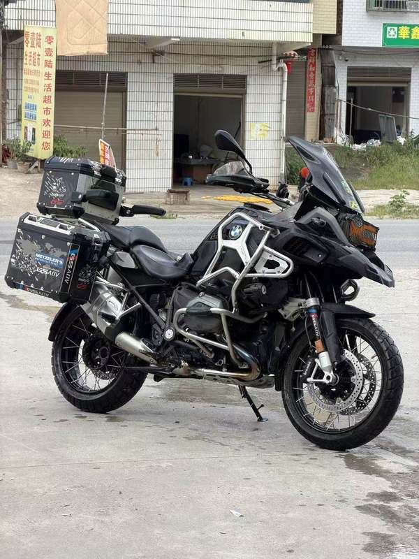 宝马 R 1200 GS
