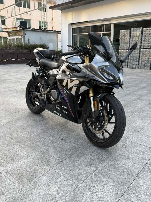 春风 250SR