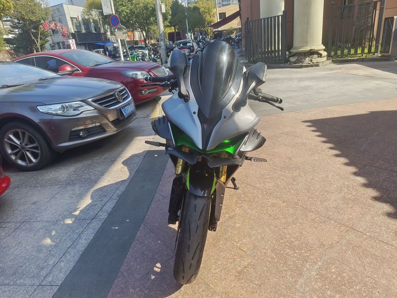 QJMOTOR 赛600