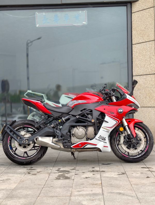 QJMOTOR 赛600