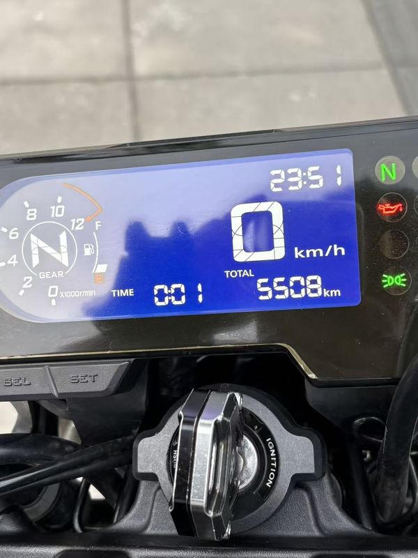 本田WING CB400F