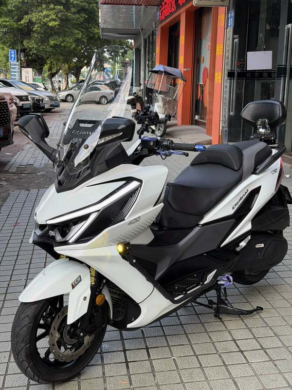 三阳 巡弋 Cruisym400