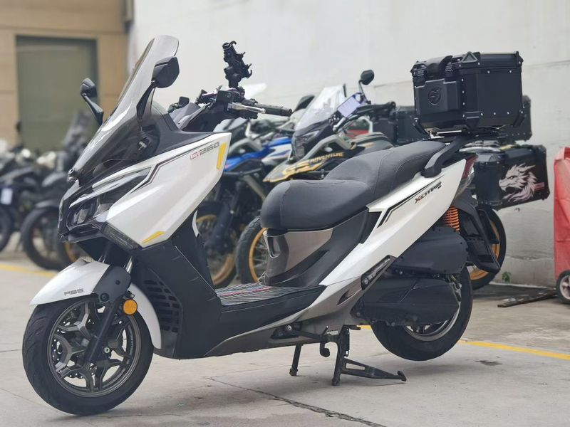 光阳 赛艇 CT250