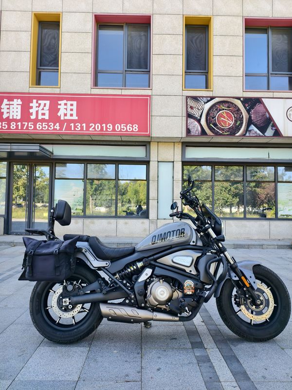 QJMOTOR 闪500S