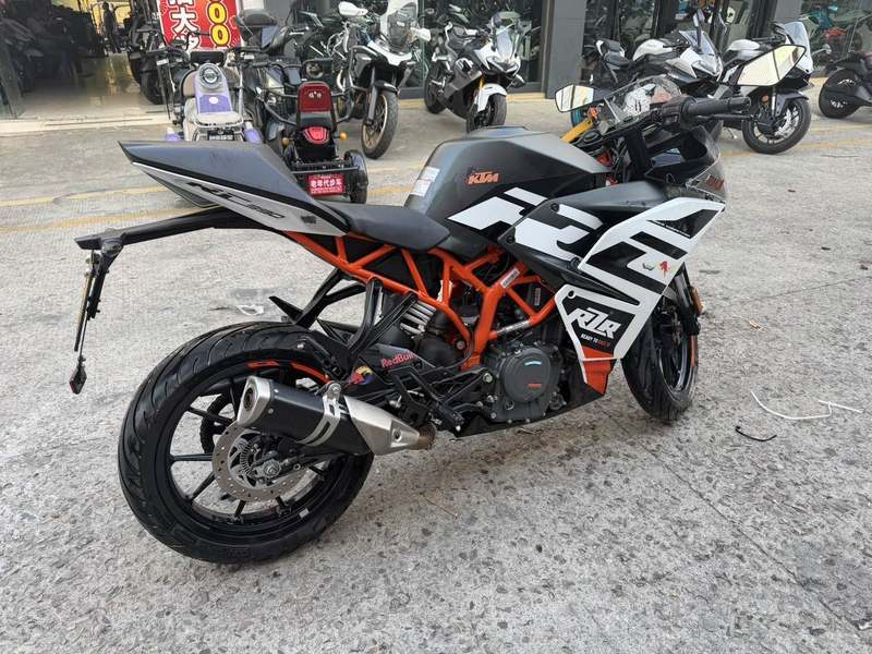 KTMR2R RC 390 
