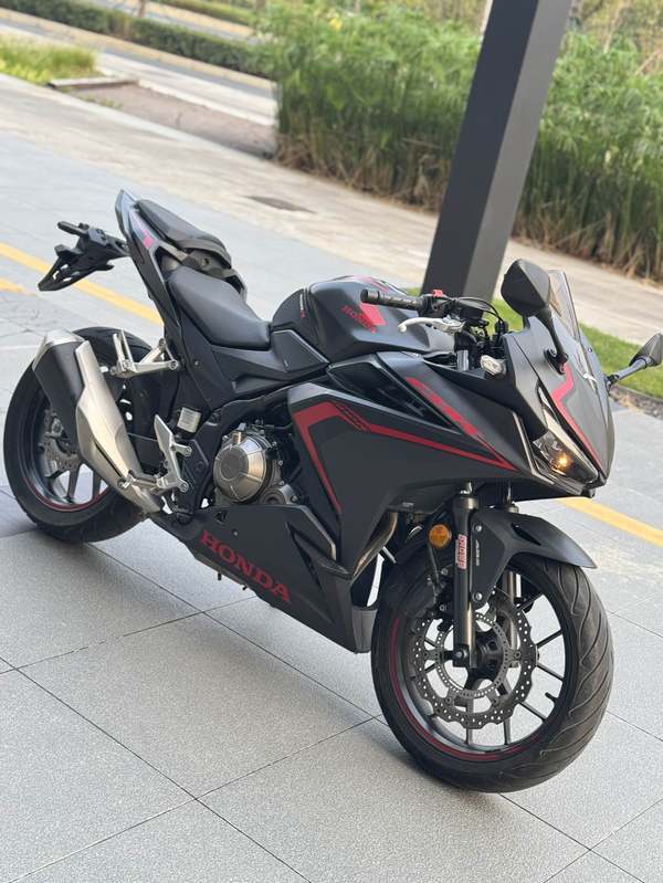 本田DREAMWING CBR500R