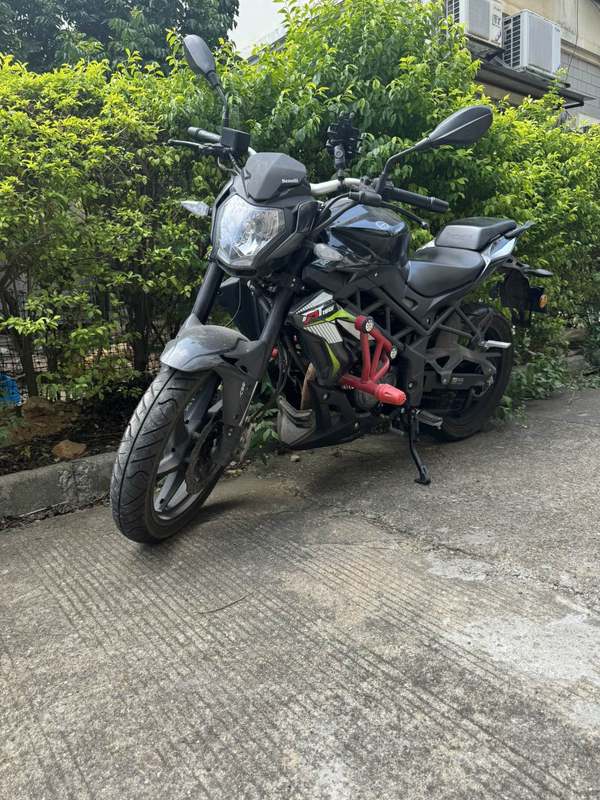 贝纳利 红宝龙 TNT 150i