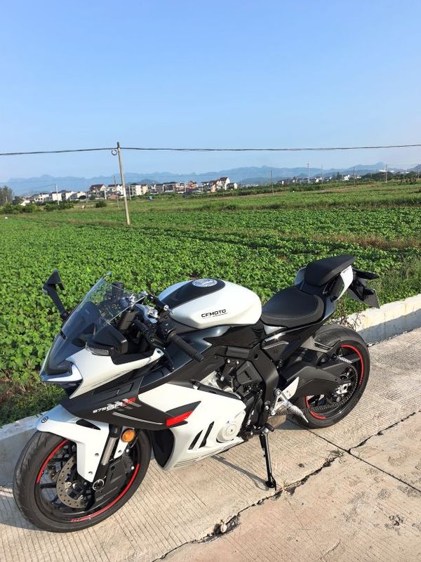 春风 675SR