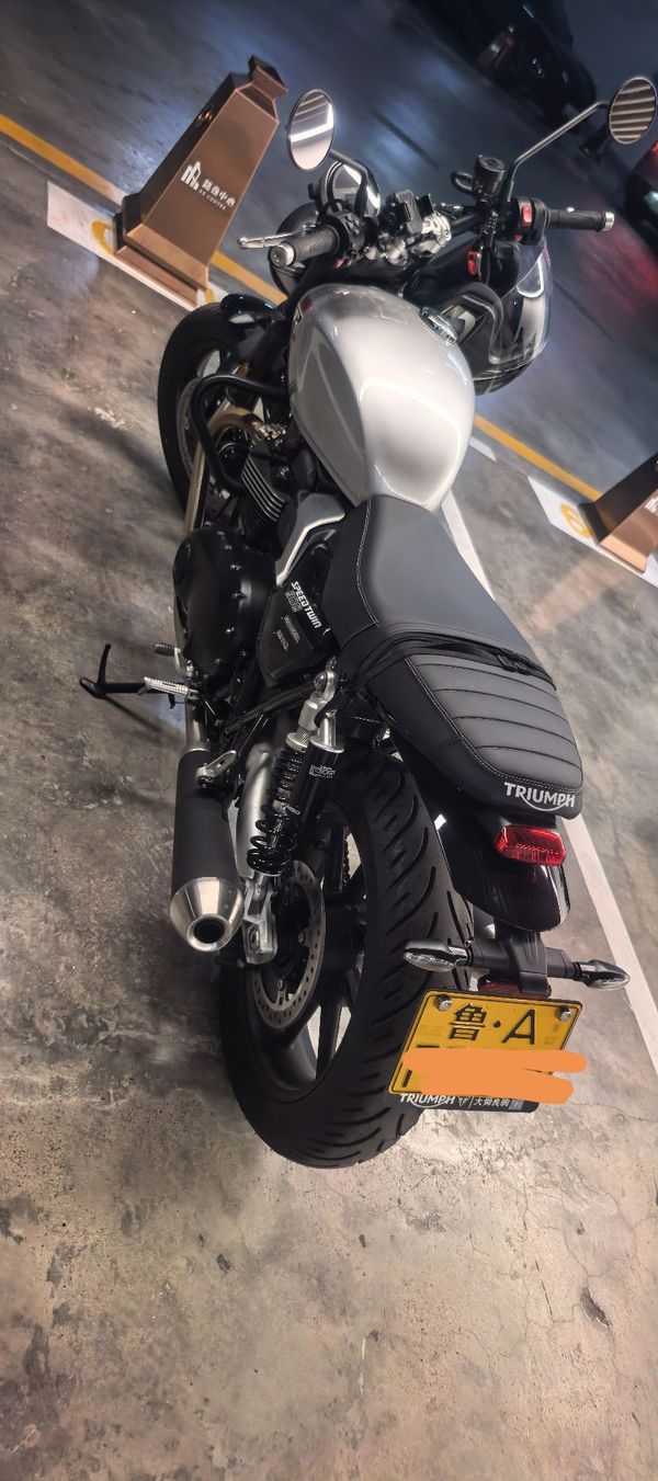 凯旋 Speed Twin 900