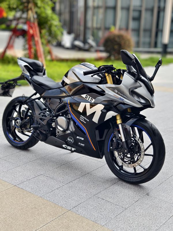 春风 250SR
