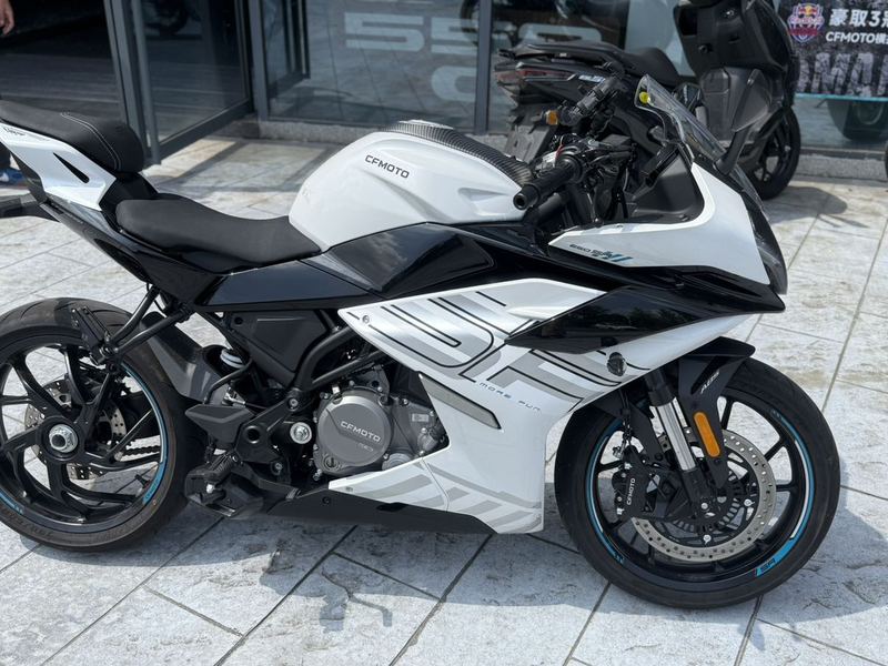 春风 250SR