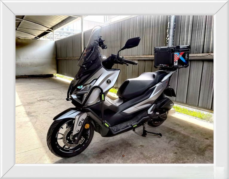 无极 SR150GT