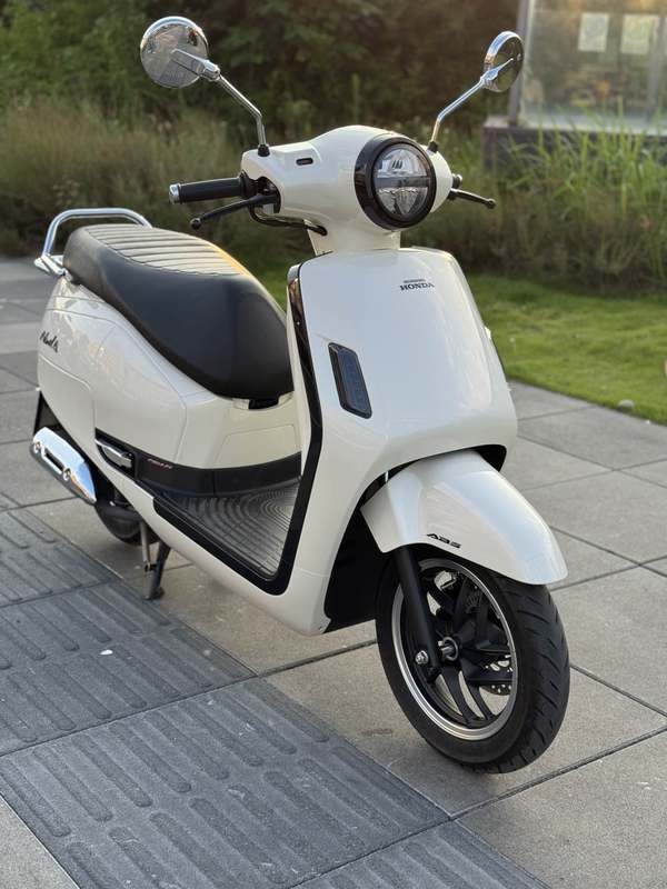 新大洲本田 NS125LA