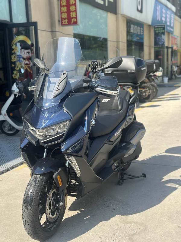 宝马 C 400