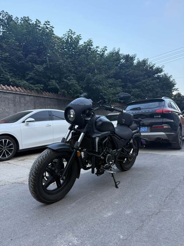 豪爵 TR300