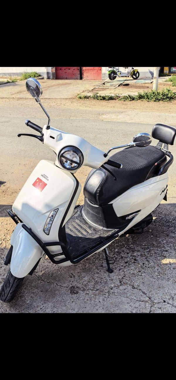 新大洲本田 NS125LA