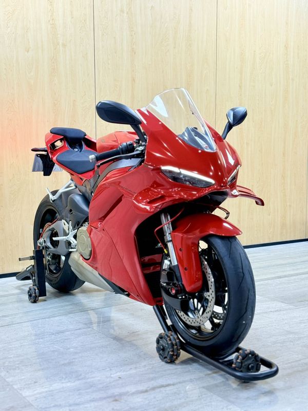 杜卡迪 Panigale V4
