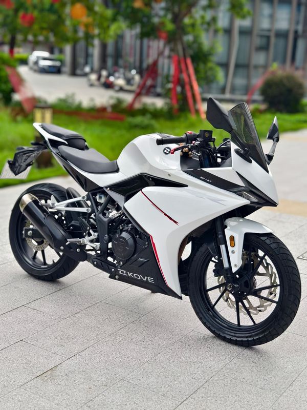 凯越 250RR 刺鸟