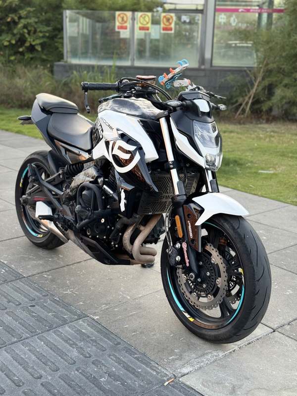 春风 400NK