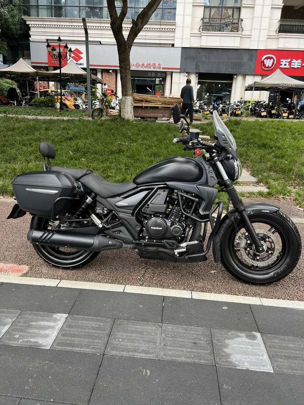豪爵 TR300