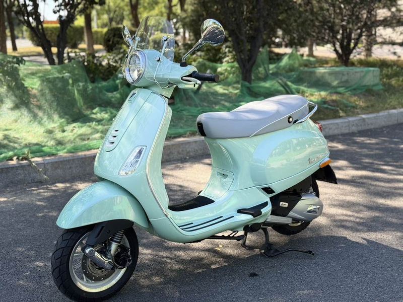 VESPA LX 125