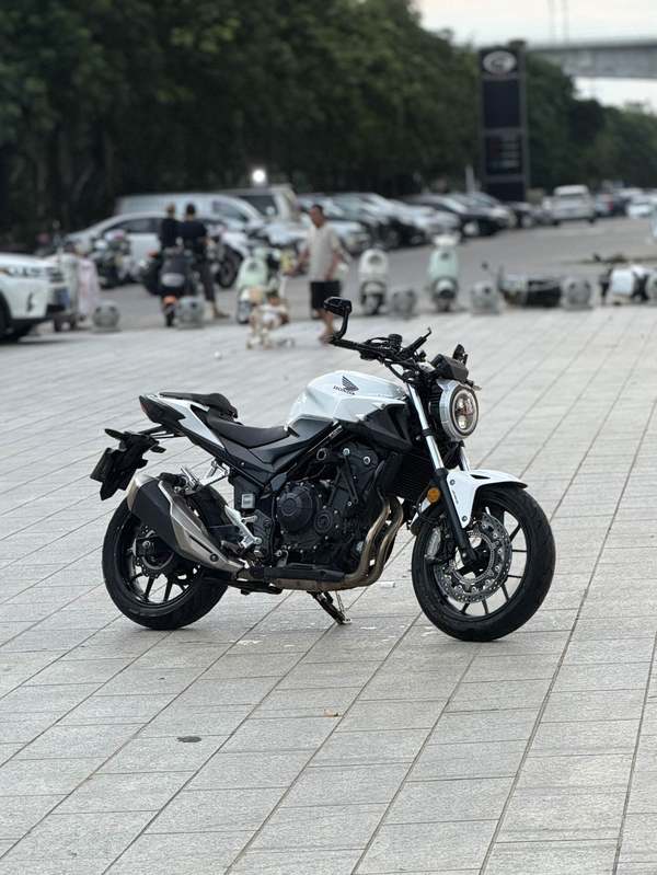 本田WING CB400F