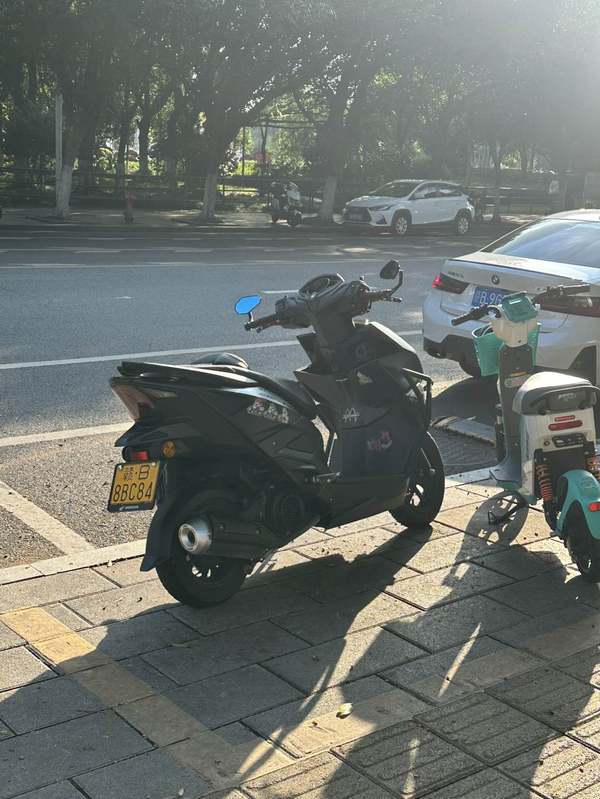 新大洲本田 NS125RX