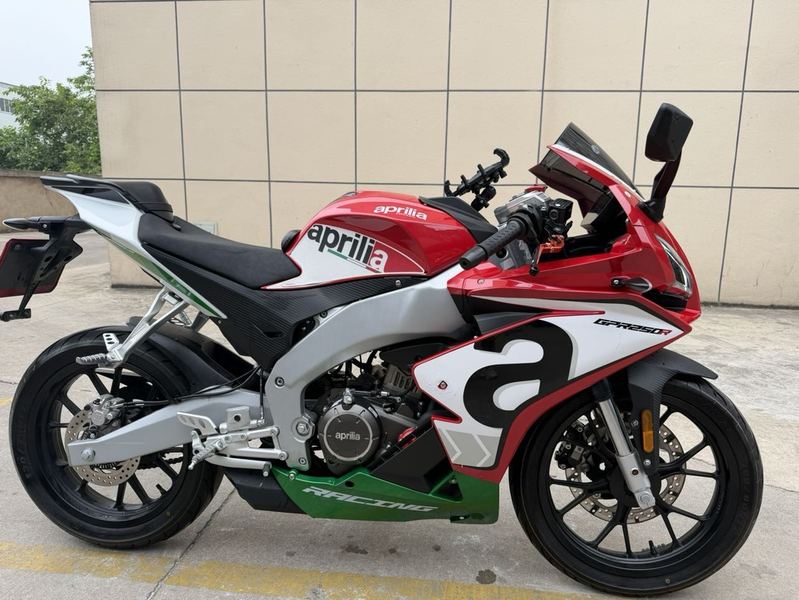 宗申阿普利亚 GPR250R