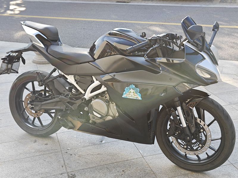 春风 250SR