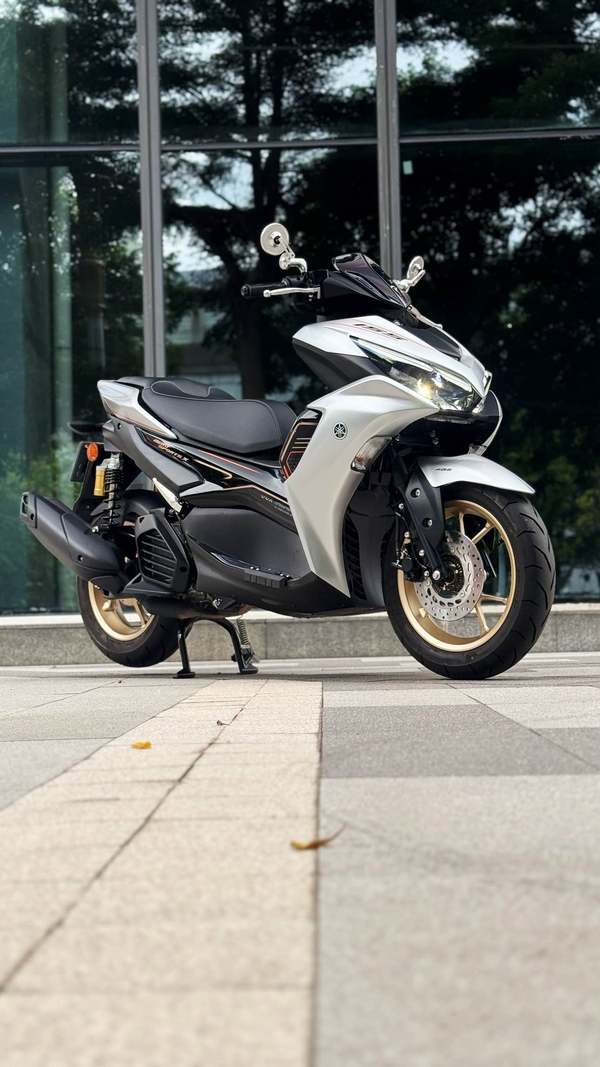 雅马哈 AEROSPORTS X