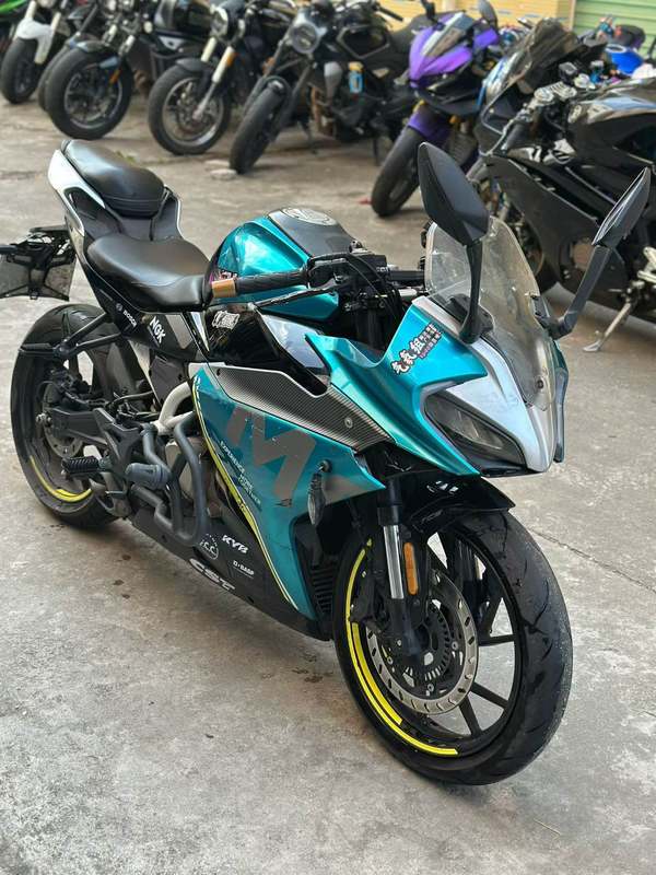 春风 250SR