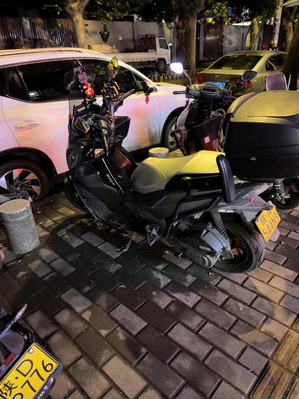 无极 SR150GT