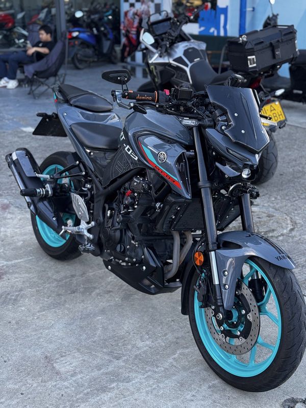 雅马哈 MT-03