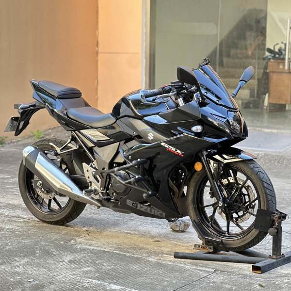 豪爵铃木 GSX250R