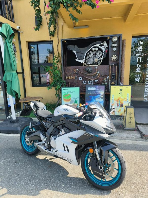 春风 675SR