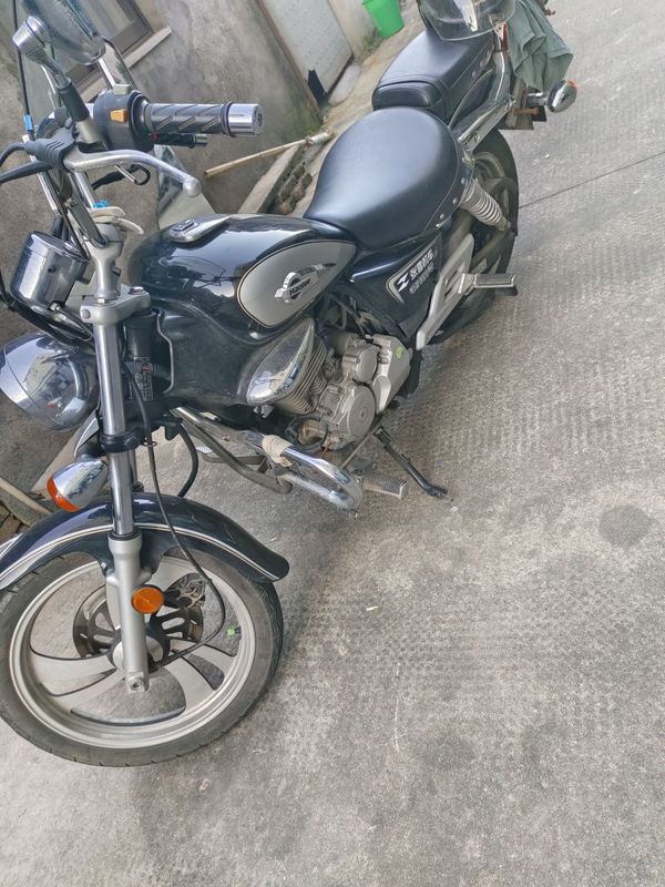 豪爵 悦酷 GZ 150-E