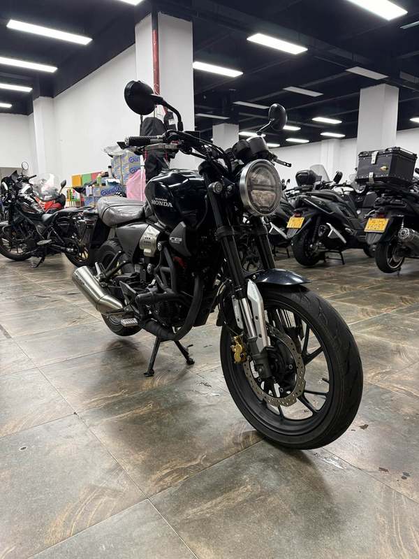 五羊本田 鸷道 CB190SS