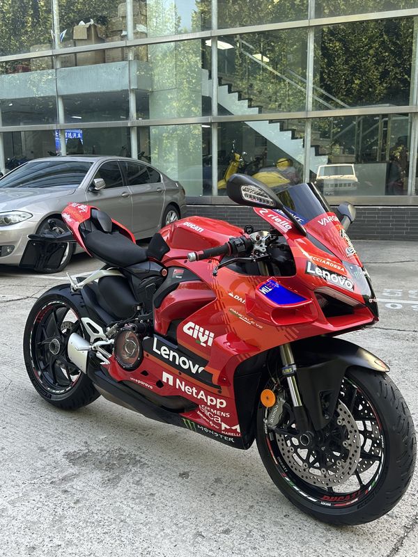 杜卡迪 Panigale V2