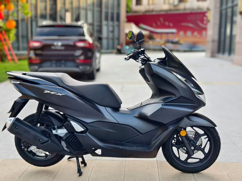 五羊本田 PCX
