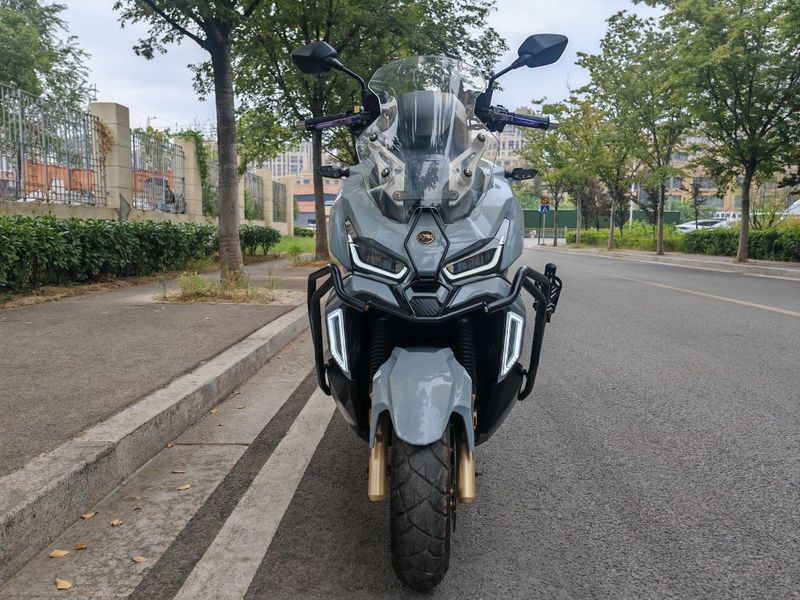 SYM三阳 Husky ADV 150