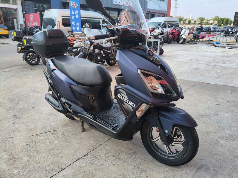 济南铃木 UY125