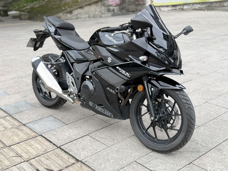 豪爵铃木 GSX250R