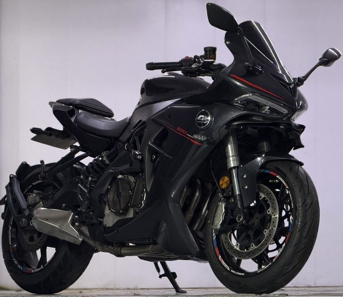 QJMOTOR 赛600